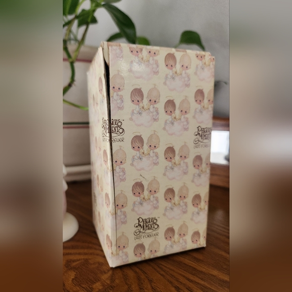 Precious Moments Jesus is the Light E1373 Jonathan and David - Picture 5 of 5